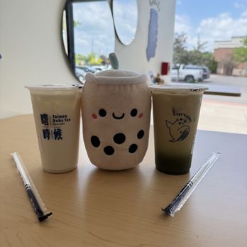 Eat's Time - Caramel Fresh Milk and Matcha Latte. Creamy, smooth, and made fresh to order at Eat's Time in West Bloomfield, MI. The owner's personal favo - Bubble Tea Near Me - West Bloomfield Township, Michigan