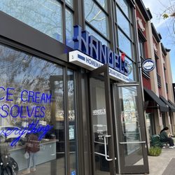 Handel's Homemade Ice Cream - Outside store