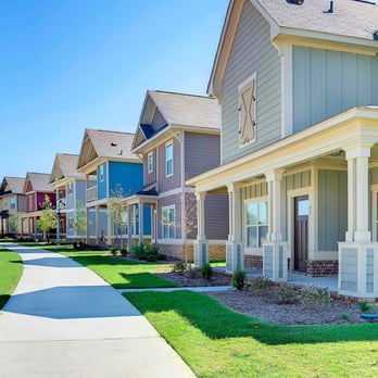 Redpoint Denton - University Housing Near Me - Denton, Texas Redpoint Denton - University Housing Near Me - Denton, Texas