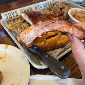 Calhoun's - Barbeque Near Me - Lenoir City, Tennessee