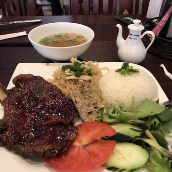 Saigon Bistro - D2 on the menu and it was amaze-balls!!!! - Vietnamese Near Me - Seguin, Texas Saigon Bistro - D2 on the menu and it was amaze-balls!!!! - Vietnamese Near Me - Seguin, Texas