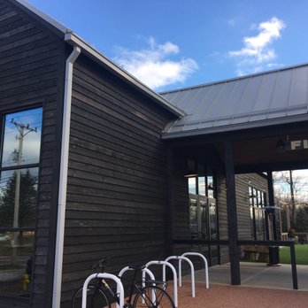 Field Brewing - Brewpubs Near Me - Westfield, Indiana