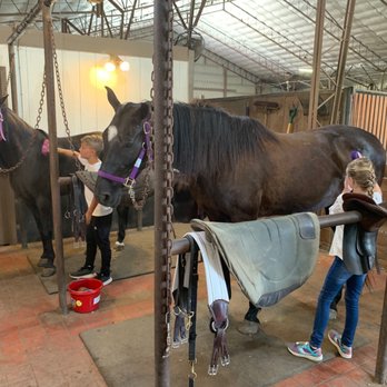 Abby Road Farm - Horseback Riding Near Me - Peculiar, Missouri