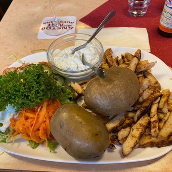 Brauhaus Wernigerode - Ofenkartoffel mit Hähnchenstreifen - German Near Me - Wernigerode, ST