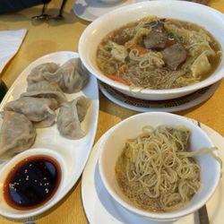 Mr Chilli - Dumplings & Wonton noodle soup