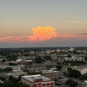 Case Building - Balcony Views - Apartments Near Me - Dallas, Texas Case Building - Balcony Views - Apartments Near Me - Dallas, Texas