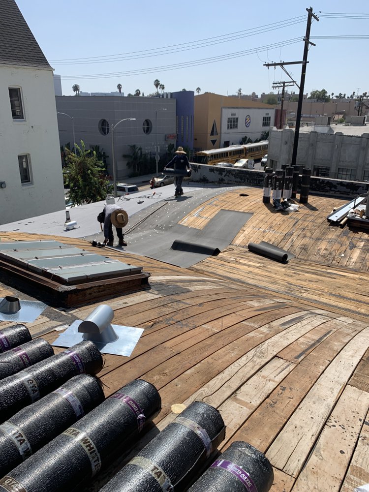 Slide of Samson Roofing & Construction