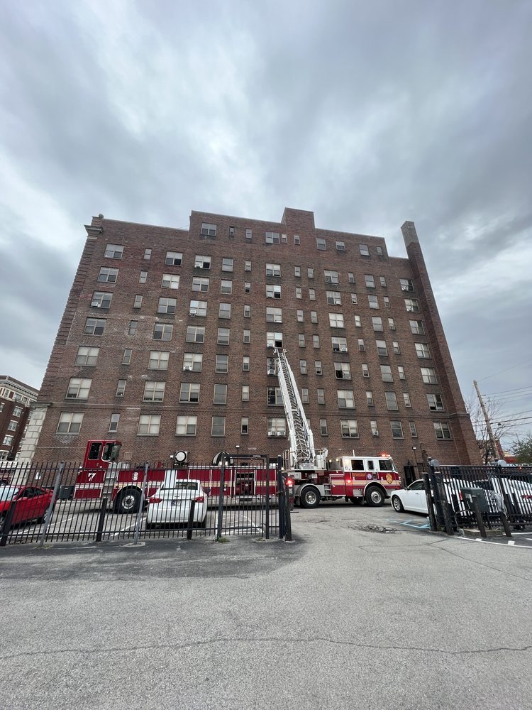 MIDDLETOWN PROPERTY GROUP Updated October 2024 28 Photos 1709 N