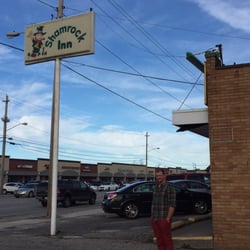 Shamrock Inn - Merry Christmas from this dump in mentor.