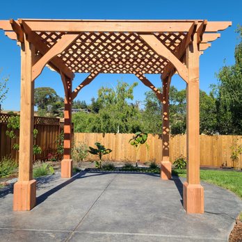 Manny's Fence Services - Pergola before staining - Fences & Gates Near Me - San Leandro, California
