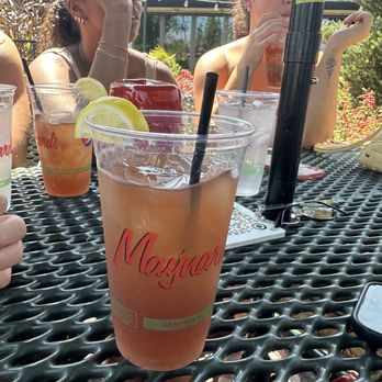 Maynards - Iced Tea - Bars Near Me - Excelsior, Minnesota