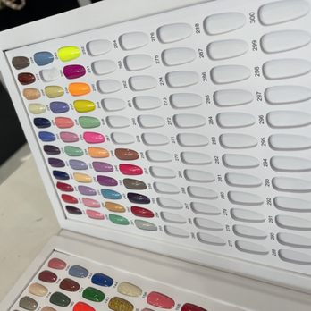 Zara Nail Lounge - Nail Salons Near Me - El Paso, Texas