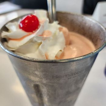 Moo Moo's Burger Barn - Strawberry Shake - Burgers Near Me - Stockton, California Moo Moo's Burger Barn - Strawberry Shake - Burgers Near Me - Stockton, California