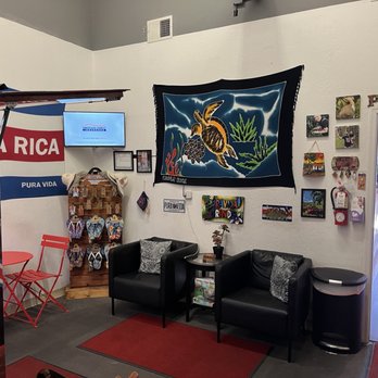 Pura Vida Grinds - seating area - Coffee & Tea Near Me - Mesa, Arizona