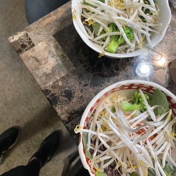 LA Kitchen - The chicken pho split - Chinese Near Me - Fresno, California LA Kitchen - The chicken pho split - Chinese Near Me - Fresno, California