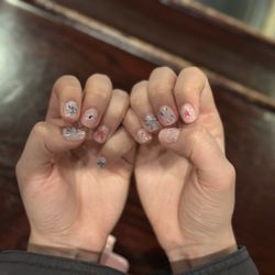 Happy Nails