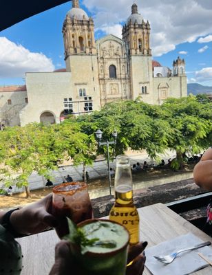 Los Amantes Mezcalería by null