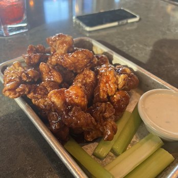 BJ's Restaurant & Brewhouse - Boneless Wings With Root Beer BBQ Sauce - Breweries Near Me - Toledo, Ohio BJ's Restaurant & Brewhouse - Boneless Wings With Root Beer BBQ Sauce - Breweries Near Me - Toledo, Ohio