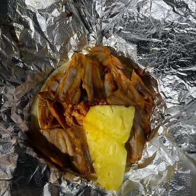 Leo's Tacos Truck by null
