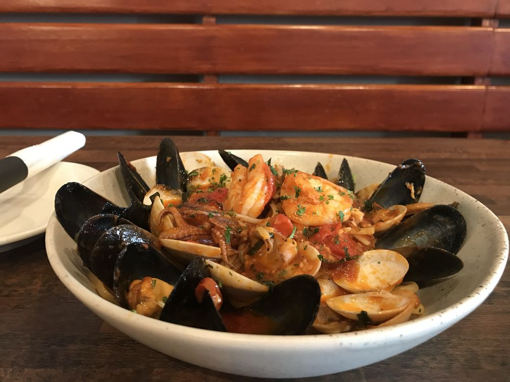 Food from Tre Sorelle Ristorante & Pizzeria