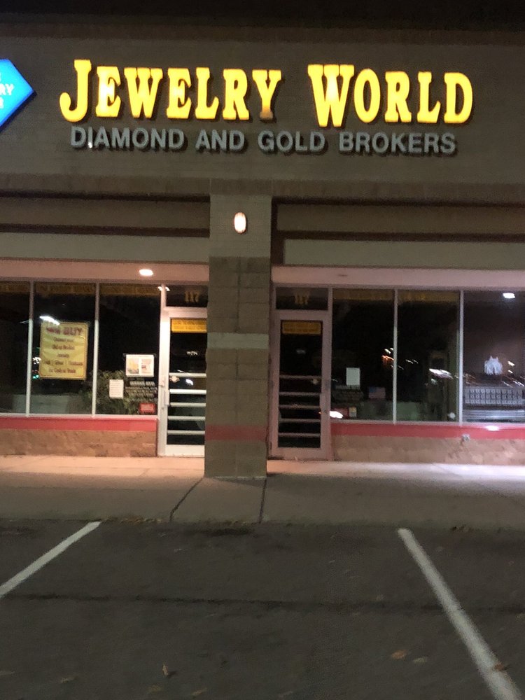 JEWELRY WORLD Updated October 2024 4190 Vinewood Ln N, Plymouth