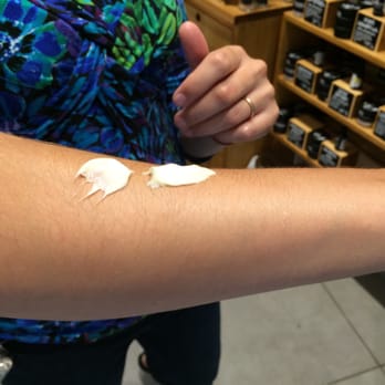 Lush - Cosmetics & Beauty Supply Near Me - West Des Moines, Iowa