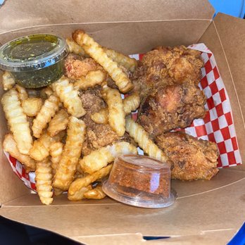 Stuffd Wings - Tie 5 Wing Pieces - Chicken Wings Near Me - Houston, Texas