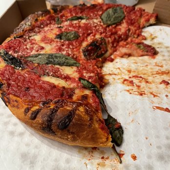 Futuro - Deep dish gone wrong - Pizza Near Me - Indianapolis, Indiana