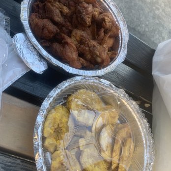 Punto De Sabor - Chicharrones de pollo and smashed plantains - Dominican Near Me - New York, New York Punto De Sabor - Chicharrones de pollo and smashed plantains - Dominican Near Me - New York, New York