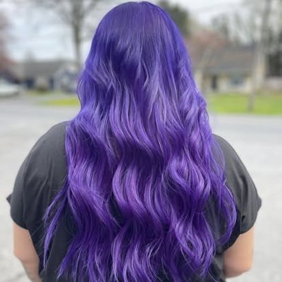 Introducing sew in weft extensions! - These extensions are 18inch extensions and they were customed colored by Stylist Jess! 
This is a high end service to introduce volume and length to women looking for something more out of their hair! 
This method is versatile and can be performed on almost anyone! 
Our model was Nail Tech Alex, she got 3 rows of wefts sewn in by Stylist Rachel! 
For any questions about this service please feel free to call us here at Diversity.