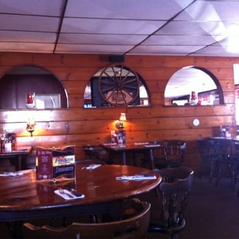 Fireside BBQ & Grill - Dining area - Barbeque Near Me - Salt Point, New York