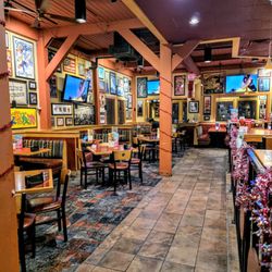 Red Robin Gourmet Burgers and Brews - Seating Area at Red Robin Ann Arbor