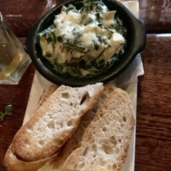 DiWine - Spinach dip - Wine Bars Near Me - Astoria, New York DiWine - Spinach dip - Wine Bars Near Me - Astoria, New York
