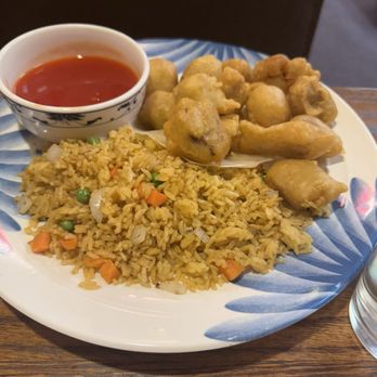 Great Wall Chinese Restaurant - Great food and value. - Chinese Near Me - Latrobe, Pennsylvania Great Wall Chinese Restaurant - Great food and value. - Chinese Near Me - Latrobe, Pennsylvania