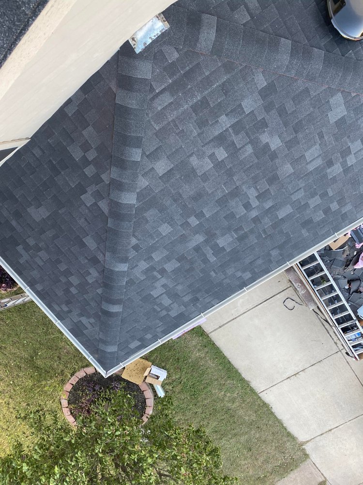 Slide of Regio's Roofing