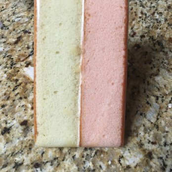 Sheng Kee Bakery - sponge cake - Bakeries Near Me - Berkeley, California