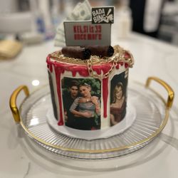 Dot's Cakes - Cake