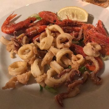 Nanà Vini e Cucina - Fried Calamari and Red Shrimps - Italian Near Me - Rome, RM