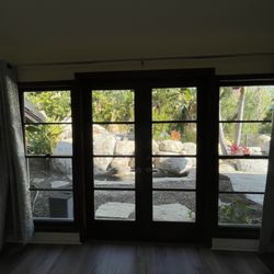 Irvine Window Repair - Right bottom window had the broken glass