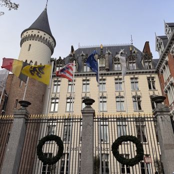 Hotel Dukes' Palace - Entrance - Hotels Near Me - Bruges, VWV Hotel Dukes' Palace - Entrance - Hotels Near Me - Bruges, VWV