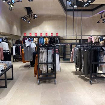 H&M - Women's Clothing Near Me - Paris, 75 H&M - Women's Clothing Near Me - Paris, 75