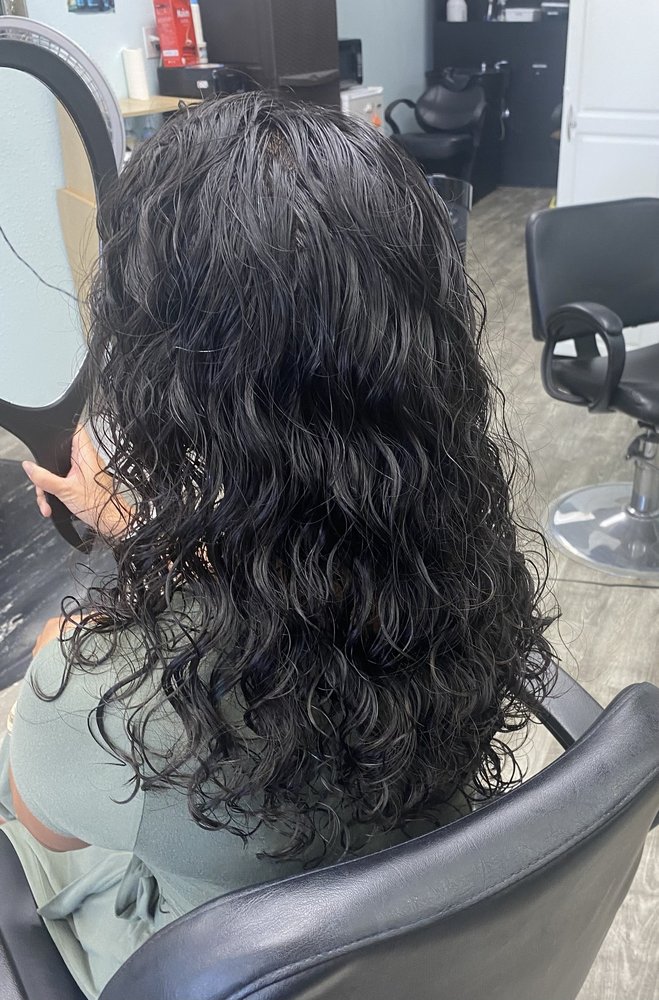 Kimmy’s Beauty Salon