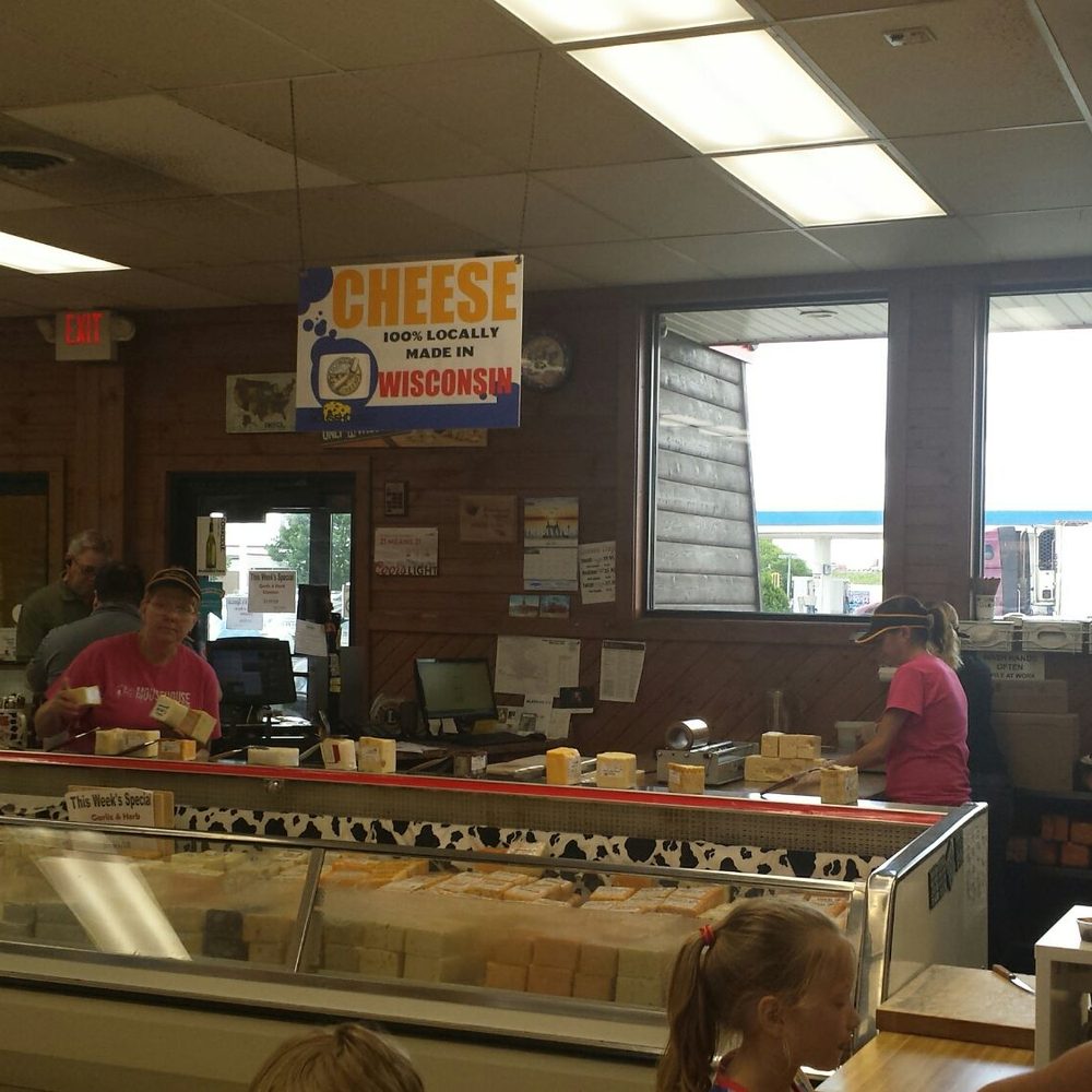 Mousehouse Cheesehaus - Cheese Shops Near Me - Windsor, Wisconsin
