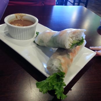 Vy's Pho - Beautiful spring rolls!  Be sure to add hoisin to the peanut sauce to add dinner richness! - Vietnamese Near Me - Fort Worth, Texas
