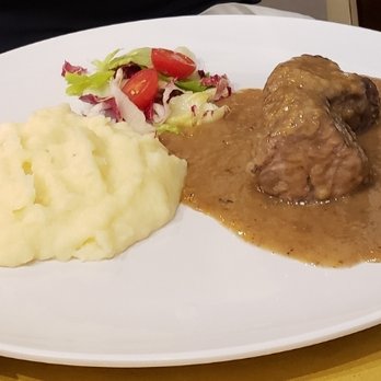 Osteria Maracuja - Mash potatoes & beef - Italian Near Me - Rome, RM Osteria Maracuja - Mash potatoes & beef - Italian Near Me - Rome, RM