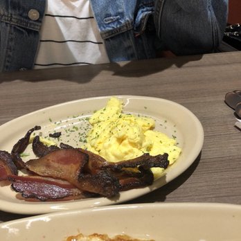 Snooze, an A.M. Eatery - Breakfast & Brunch Near Me - Addison, Texas