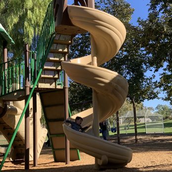 Sycamore Park - Parks Near Me - Simi Valley, California Sycamore Park - Parks Near Me - Simi Valley, California