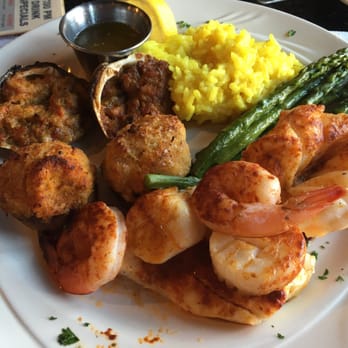 Villari's Lakeside - Seafood Combo $27 - Italian Near Me - Sicklerville, New Jersey Villari's Lakeside - Seafood Combo $27 - Italian Near Me - Sicklerville, New Jersey