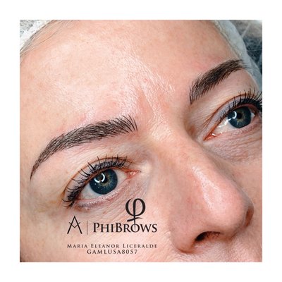 Valencia Brows + Beauty Bar