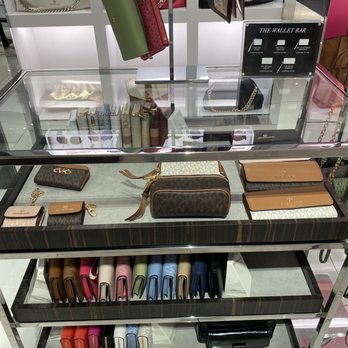 Michael Kors - Leather Goods Near Me - Houston, Texas Michael Kors - Leather Goods Near Me - Houston, Texas